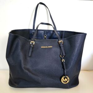 Michael Kors tote